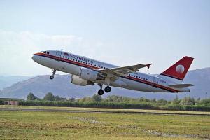 5213-airbus-319-meridiana-fly