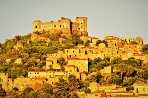 La fortezza e il borgo di Vairano Patenora (CE)