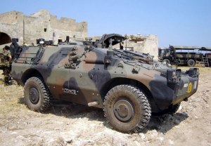 Veicolo blindato leggero per trasporto truppe PUMA 4X4 AFV prodotto dal Consorzio Iveco Fiat - Oto Melara.